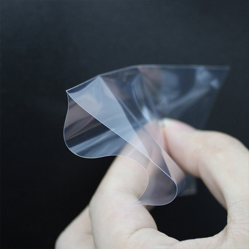 100pcs/lot 61*88mm Card Sleeve - огляд і ціна Card Sleeves Protector